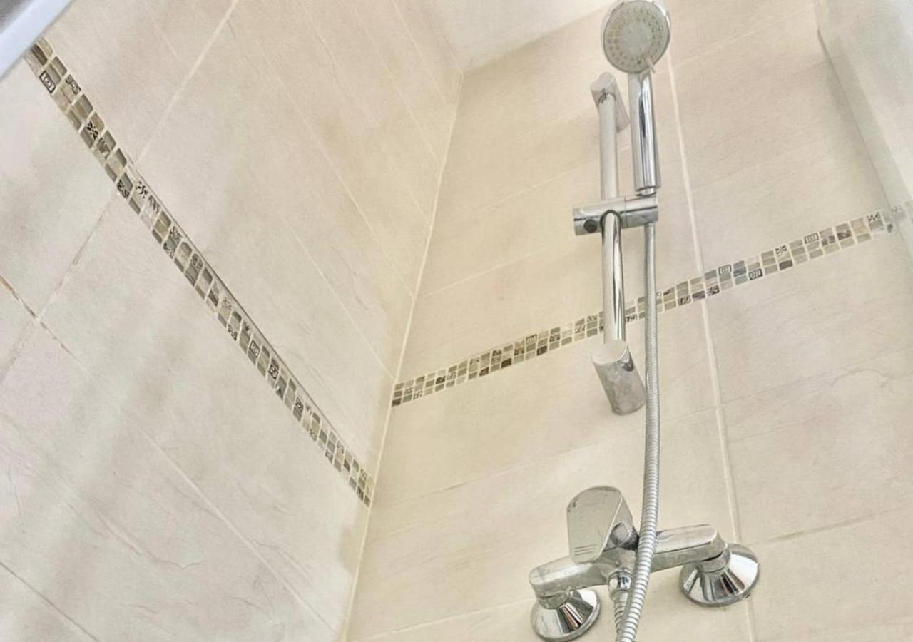 Apartment Le Cosy-chic, 2 Min A Pied Cathedrale , Jacobins